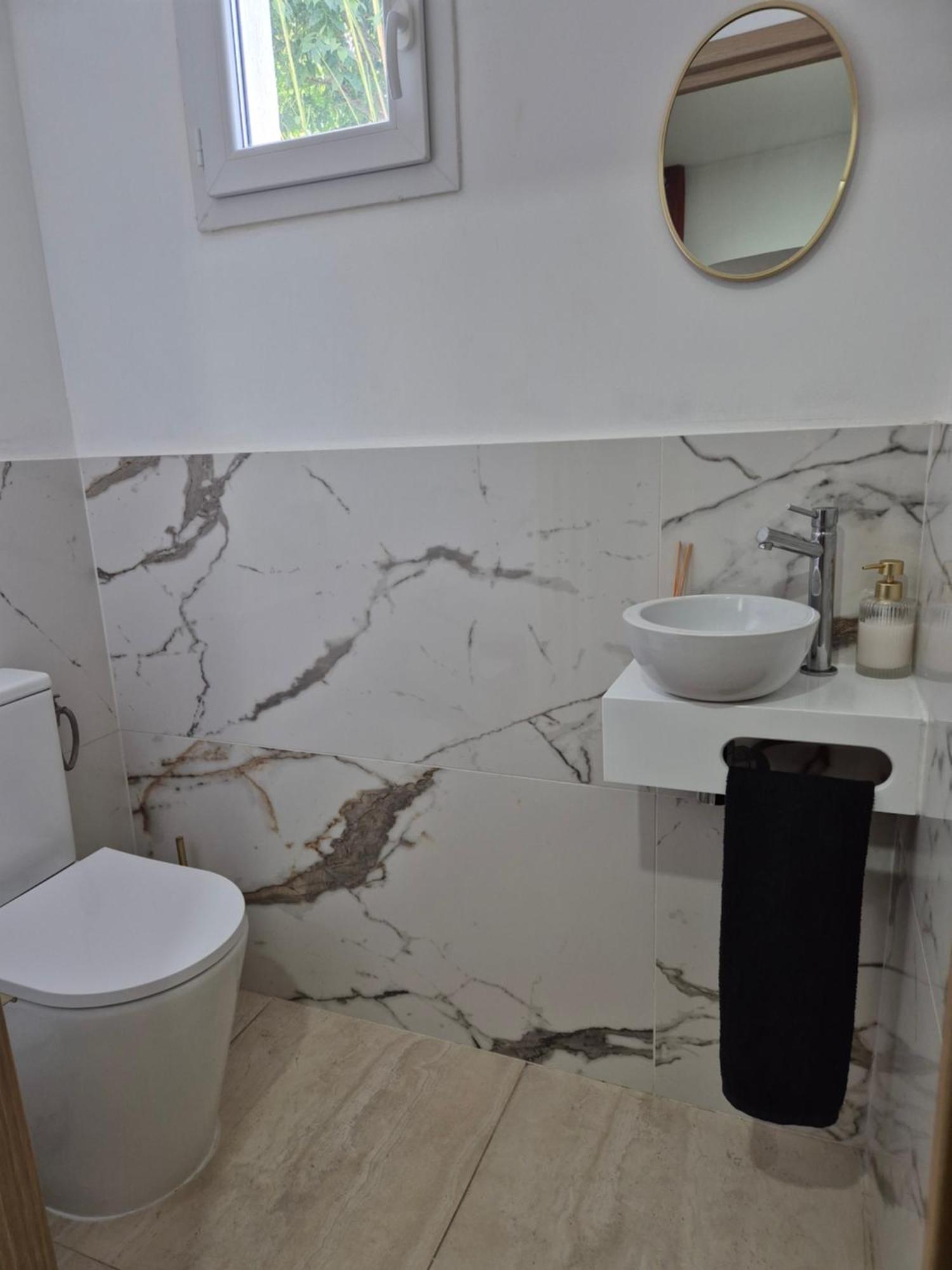 Magnifique Appartement 2 Chambres Avec 50 M2 De Jardin Privatif La Crau Exterior foto